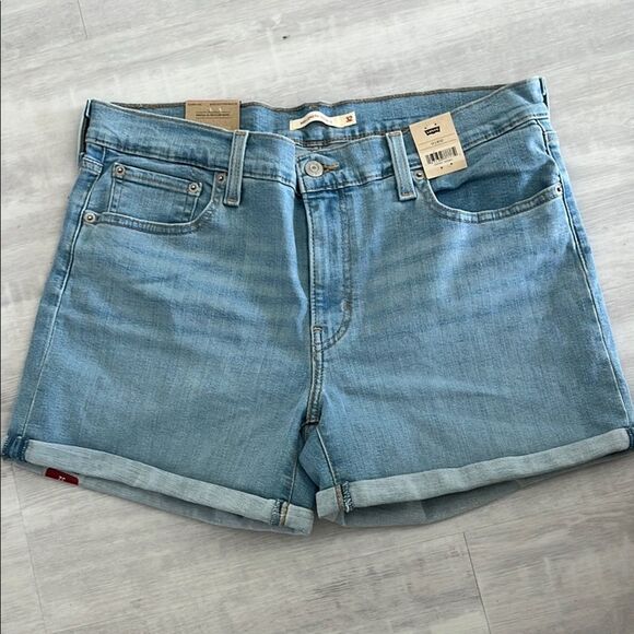Levi's Pants - Levi’s Mid-Length Shorts Hypersoft Light Washed NWT SZ 14 32 W